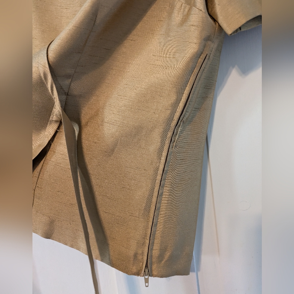 Gold Sag Harbor Silk Feel Faux Wrap Short Sleeve Blouse-M - Picture 3 of 3